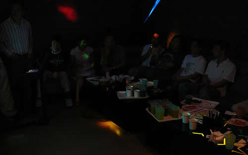 KTV singing and snacks